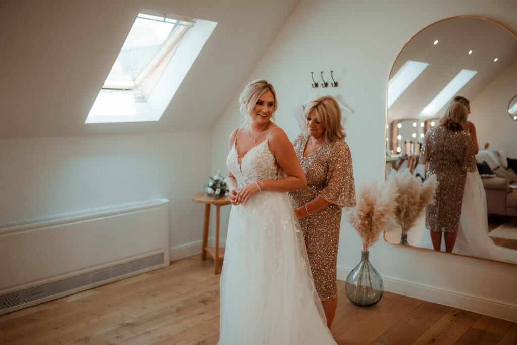 Bridal prep at Hyde House Cotswolds Wedding Venue