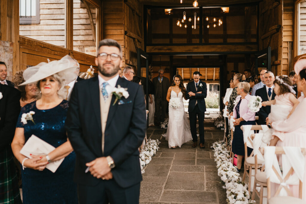 Barns & Yard Wedding Photos