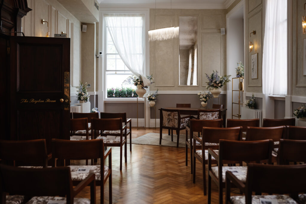 Wedding Ceremony at Chelsea Registry Office by London Elopement Photographer