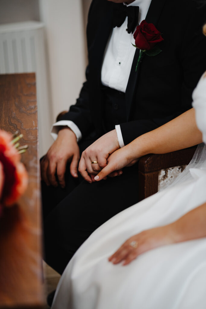 Wedding Ceremony at Chelsea Registry Office by London Elopement Photographer