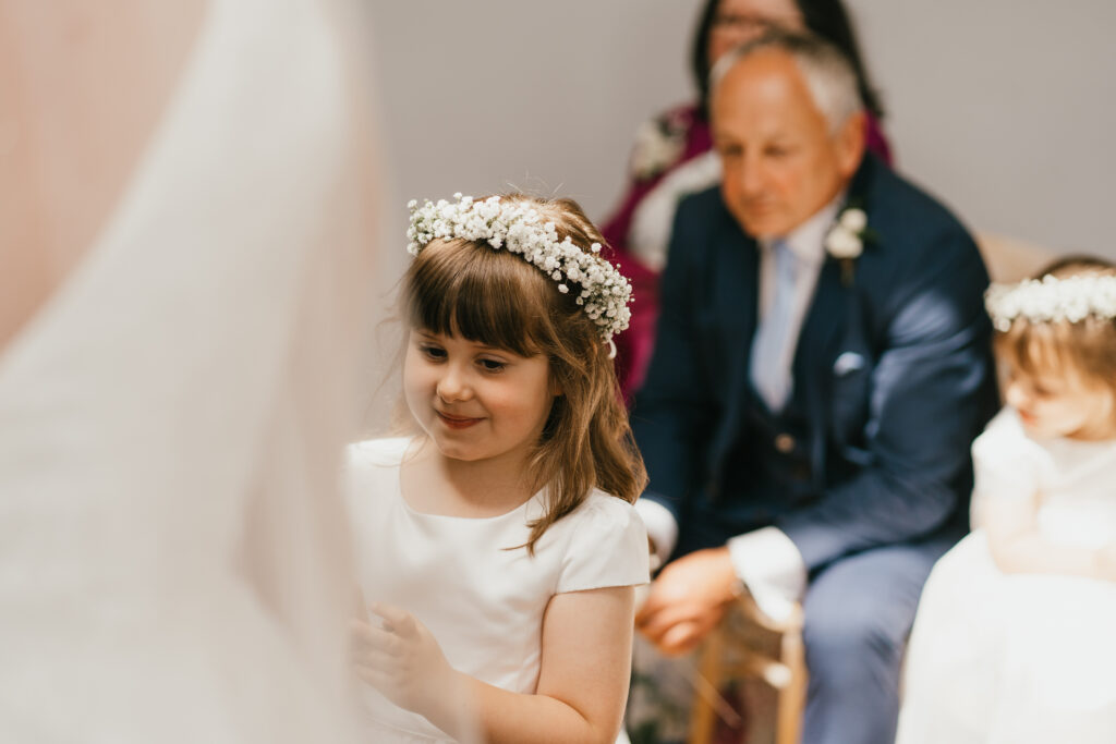 Ceremony at Bredenbury Court Barns