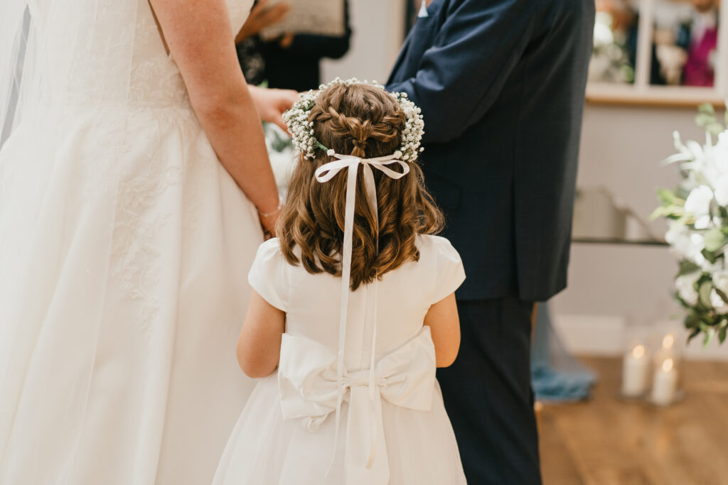 Ceremony at Bredenbury Court Barns