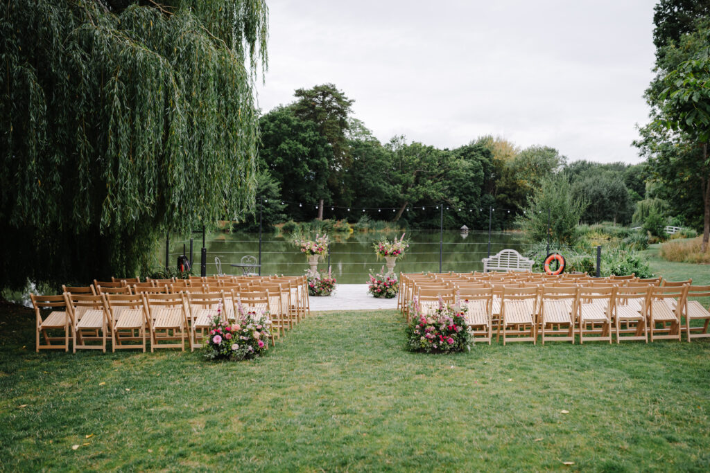  Barns & Yard wedding photos