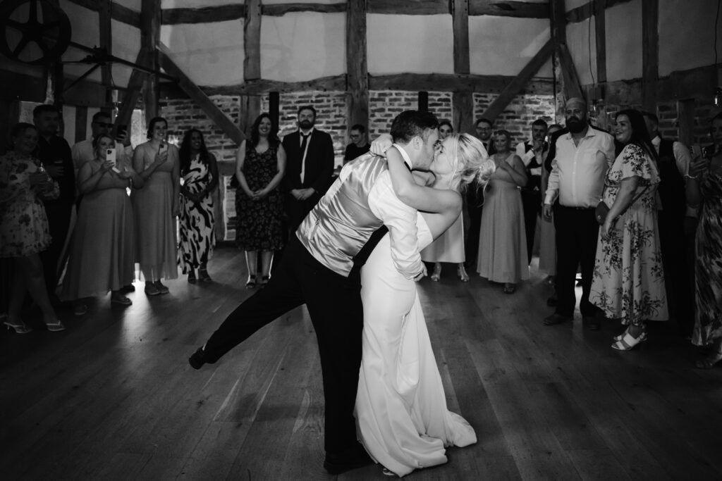  Barns & Yard wedding photos