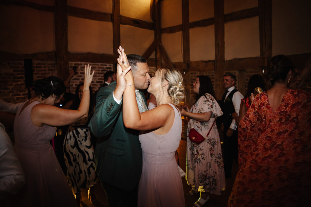  Barns & Yard wedding photos