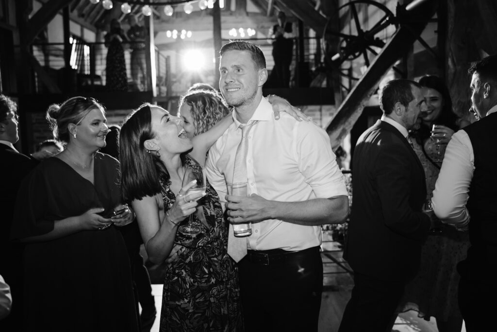 Barns & Yard wedding photos