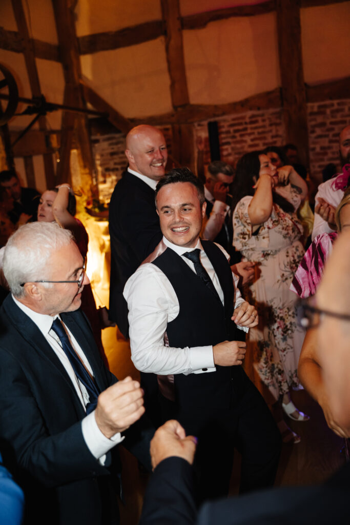  Barns & Yard wedding photos