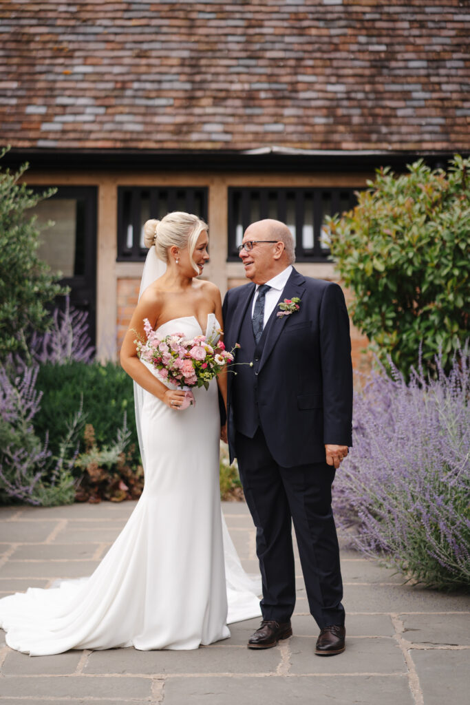  Barns & Yard wedding photos