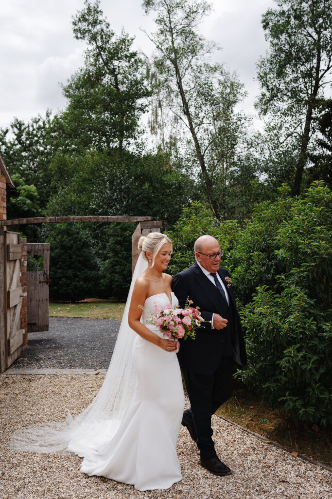  Barns & Yard wedding photos