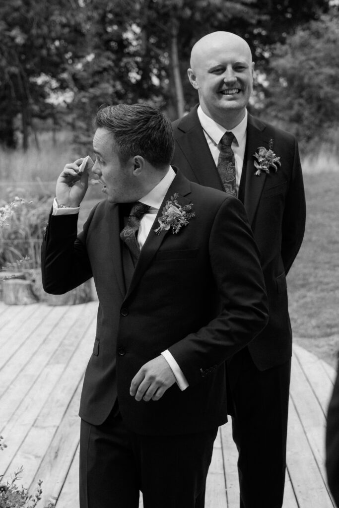  Barns & Yard wedding photos