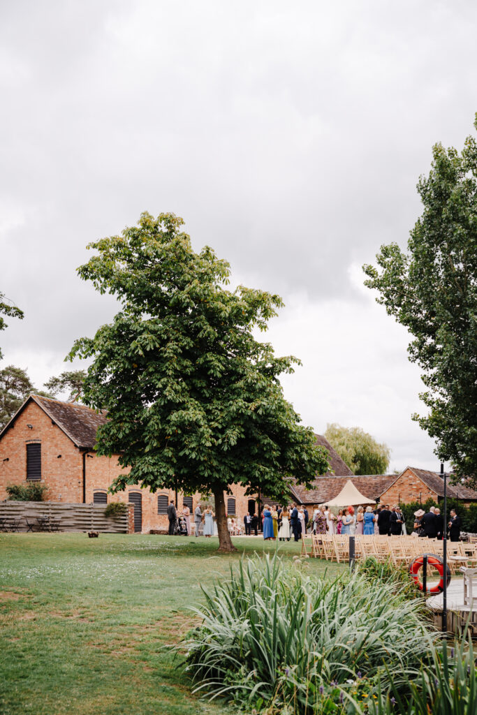  Barns & Yard wedding photos