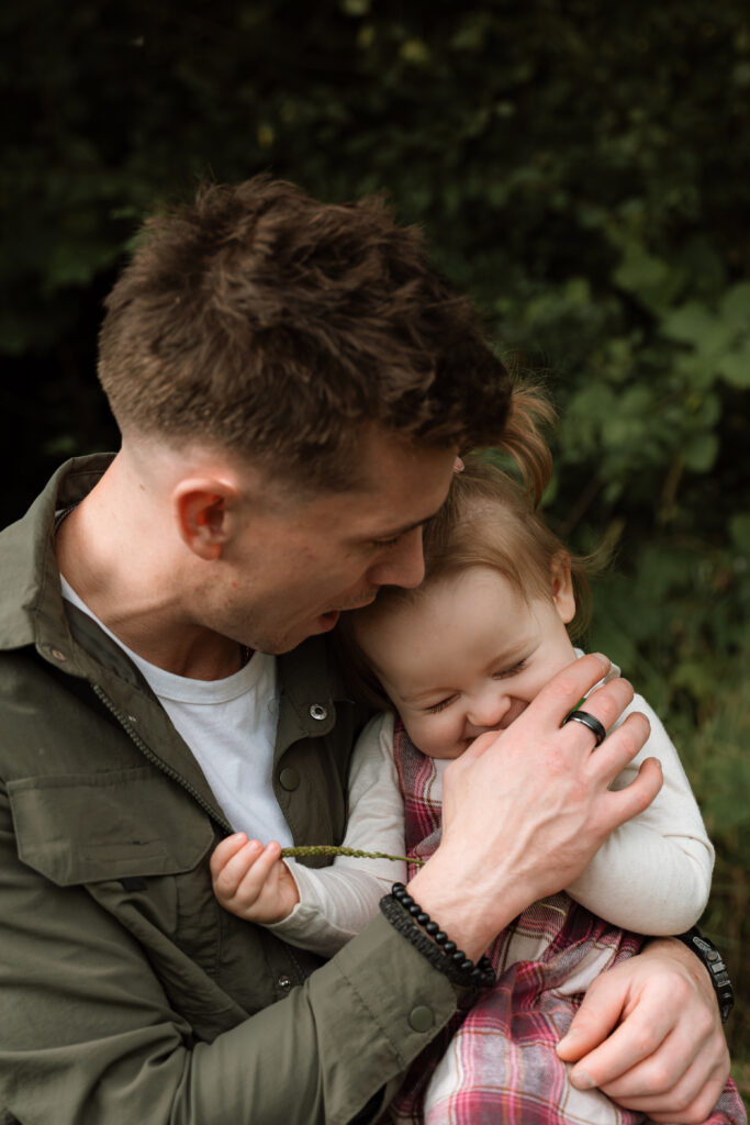 Family Photoshoot with Worcester Newborn Photographer at Tiddesley Wood