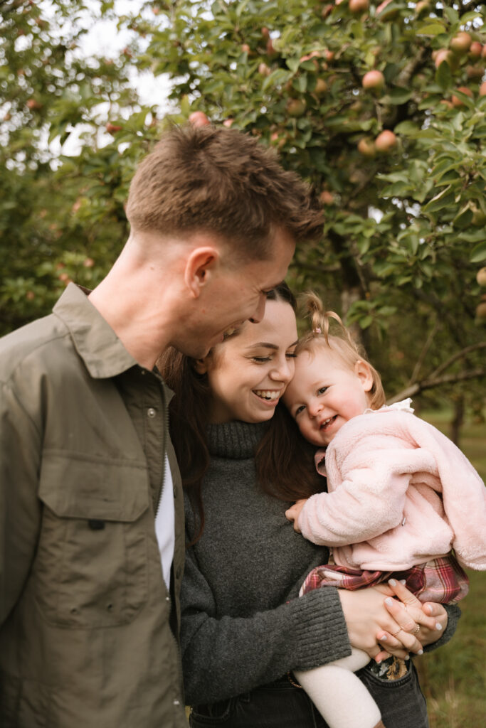 Family Photoshoot with Worcester Newborn Photographer at Tiddesley Wood