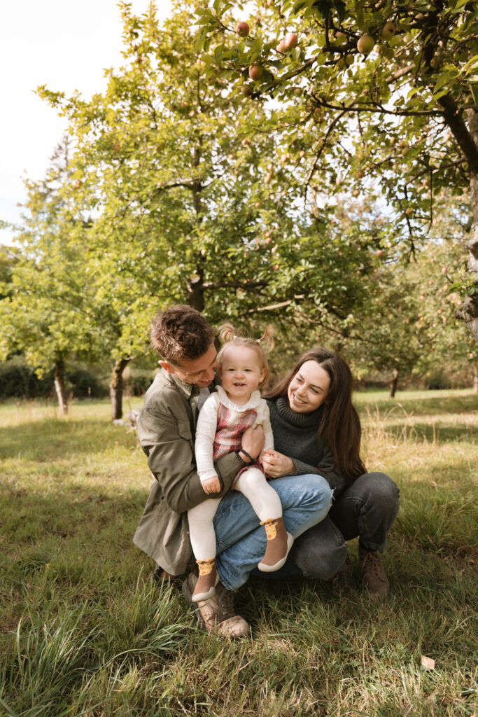 Family Photoshoot with Worcester Newborn Photographer at Tiddesley Wood