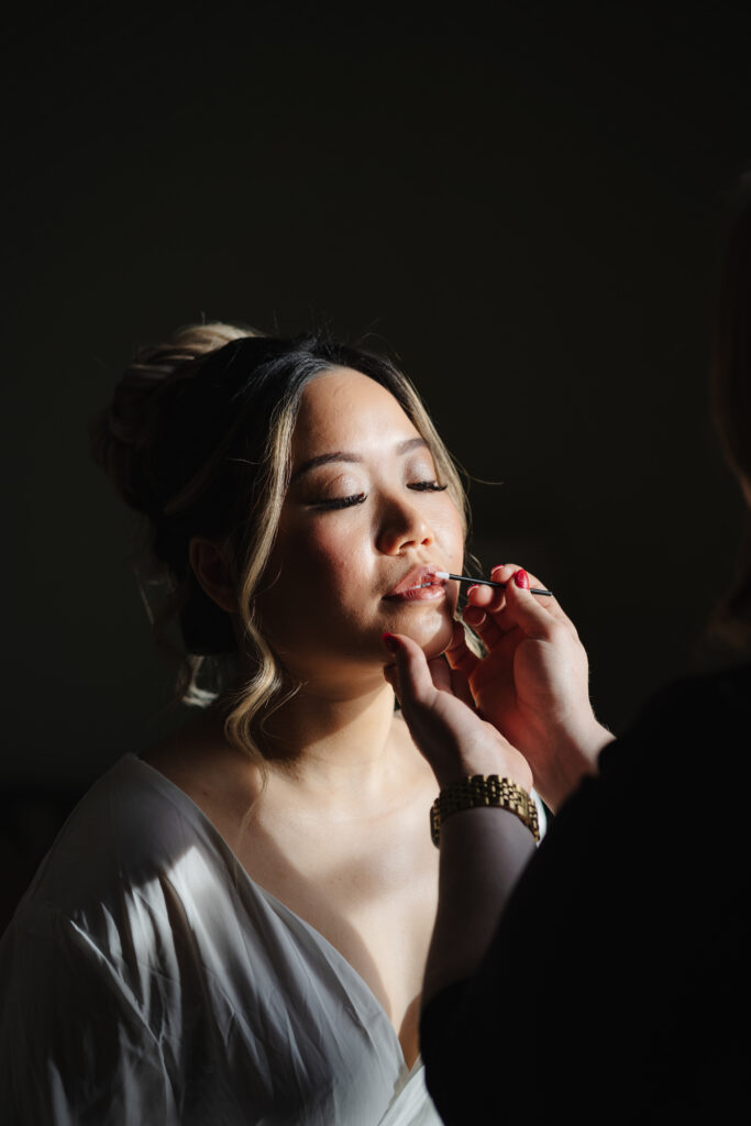Elcott Park wedding photography with bridal prep in main suite