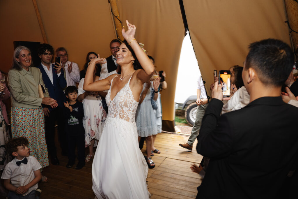 Elmbridge Farm evening photos with Worcestershire wedding photographer