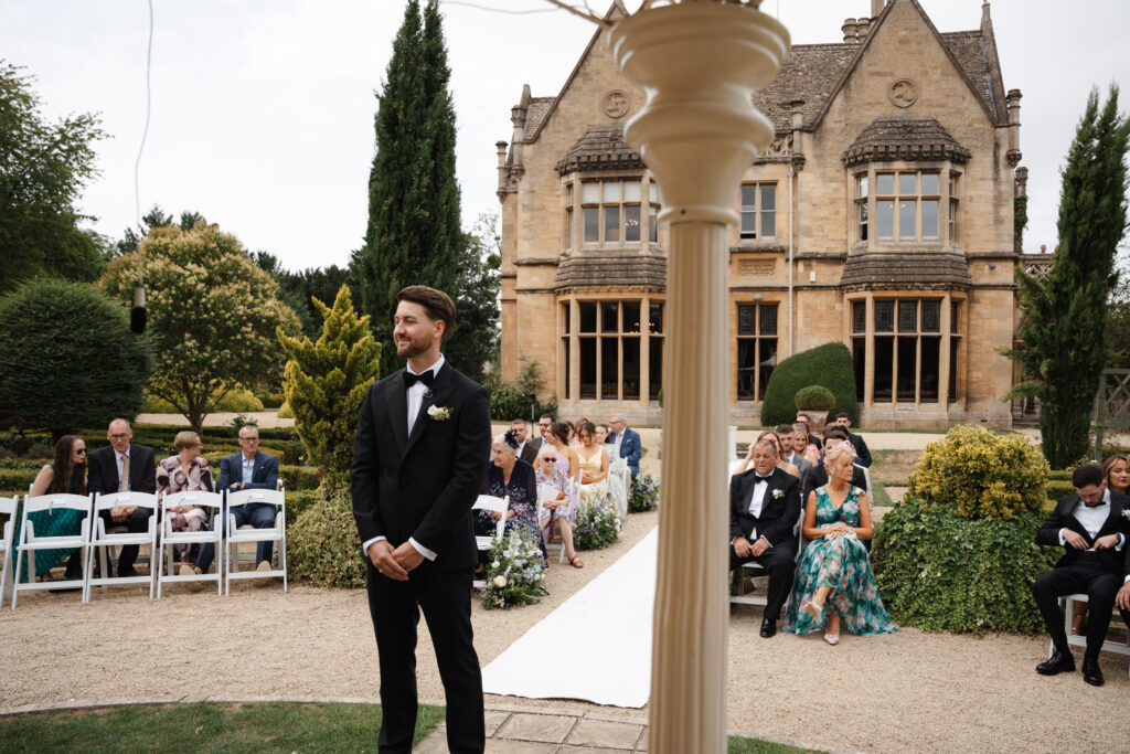 Outdoor Ceremony at Manor by the Lake