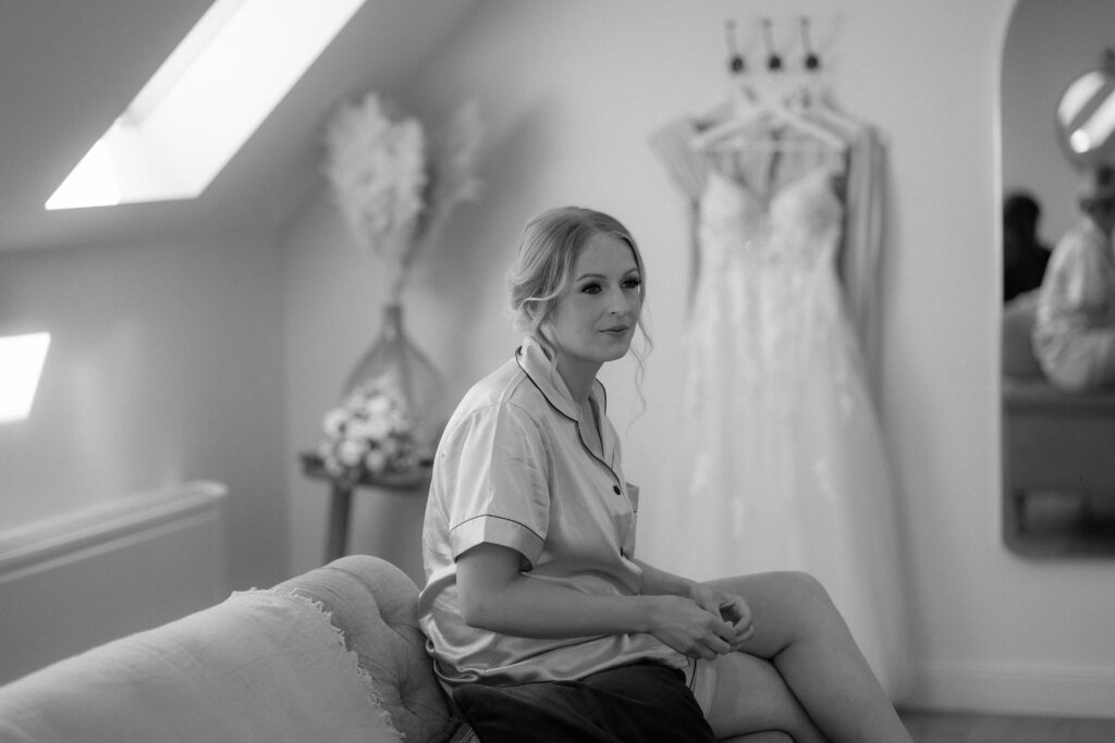 Bridal Prep at Hyde House by Cotswolds wedding photographer