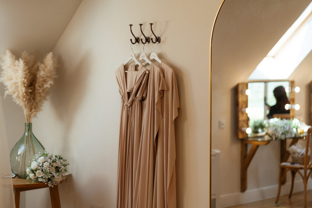Bridal Prep at Hyde House by Cotswolds wedding photographer