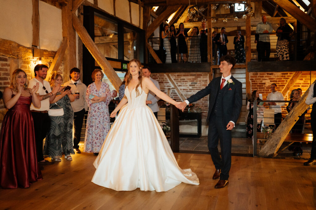 Barns and yard wedding dancefloor photos