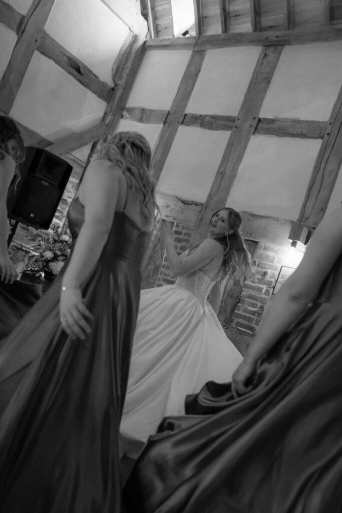 Barns and yard wedding dancefloor photos