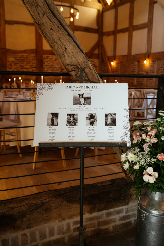 Barns & Yard wedding cocktail hour