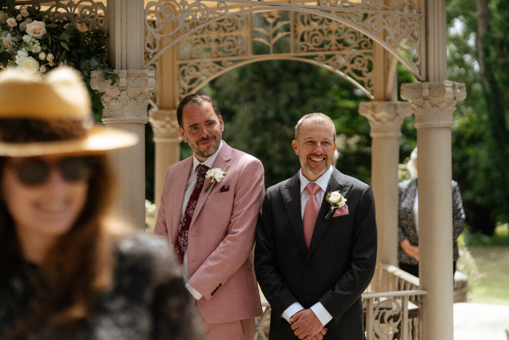 outdoor ceremony at Eastington park by Cotswolds wedding photographer