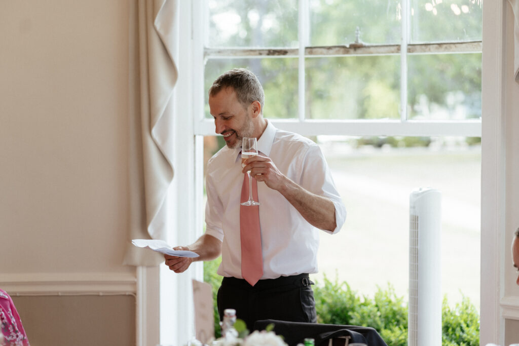 speeches at eastington park  by cotswolds wedding photographer