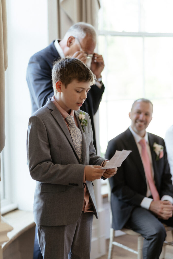 speeches at eastington park  by cotswolds wedding photographer