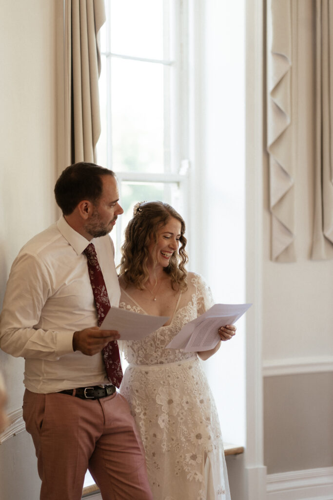speeches at eastington park  by cotswolds wedding photographer
