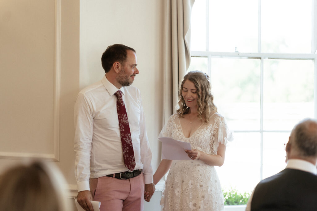 speeches at eastington park  by cotswolds wedding photographer