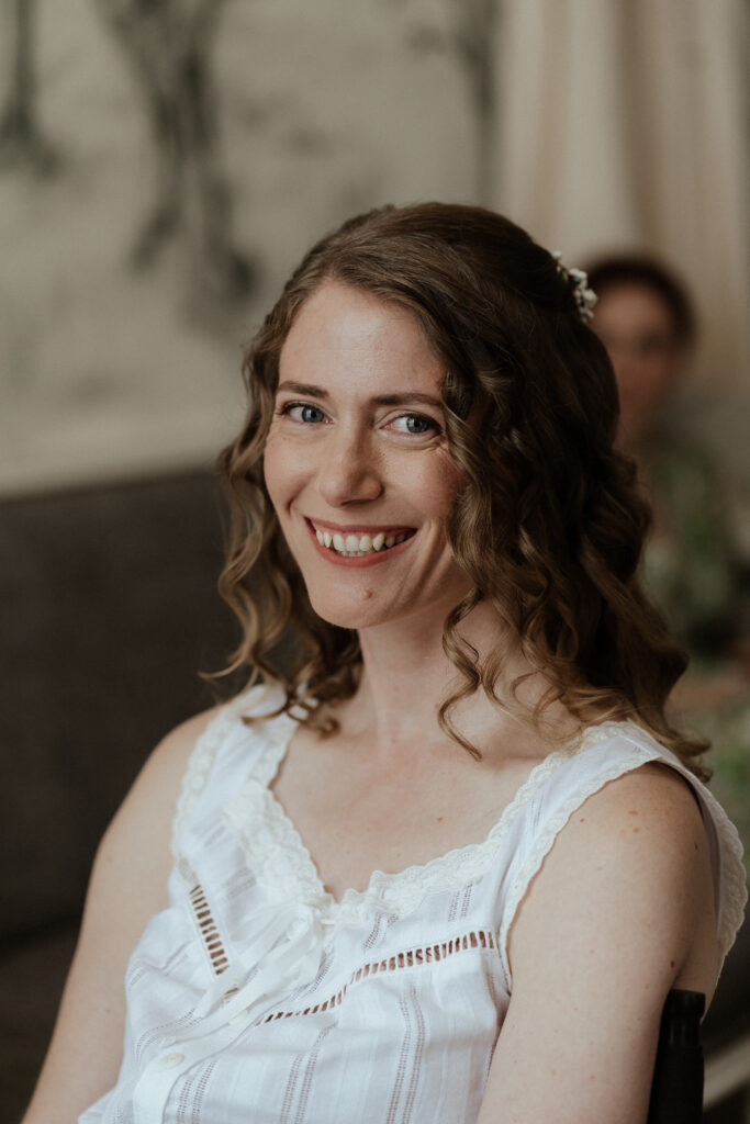 Bridal prep at Eastington park by Cotswolds wedding photographer