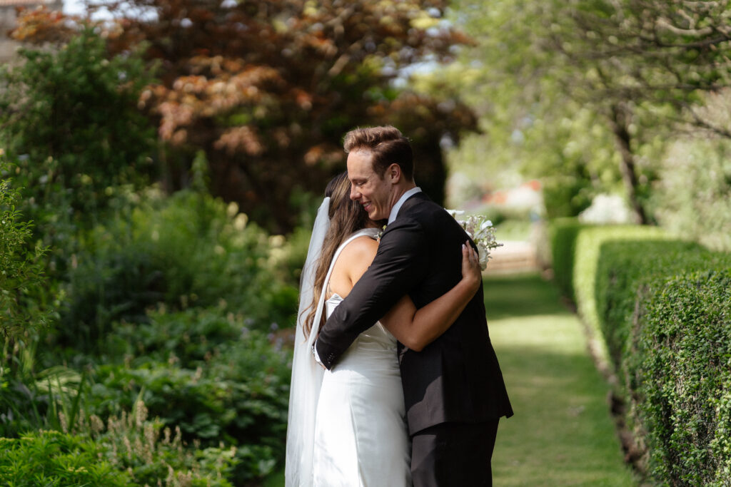first look at the water garden at kiftsgate court gardens by cotswolds wedding photographer