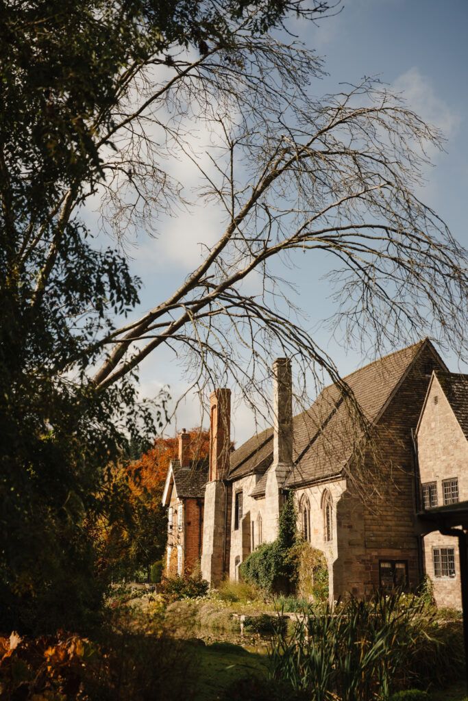 bridal prep at brinsop court for autumn wedding by hereford wedding photographer