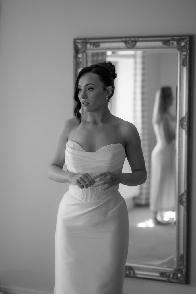 bridal prep at Brinsop Court by Cotswolds wedding photographer