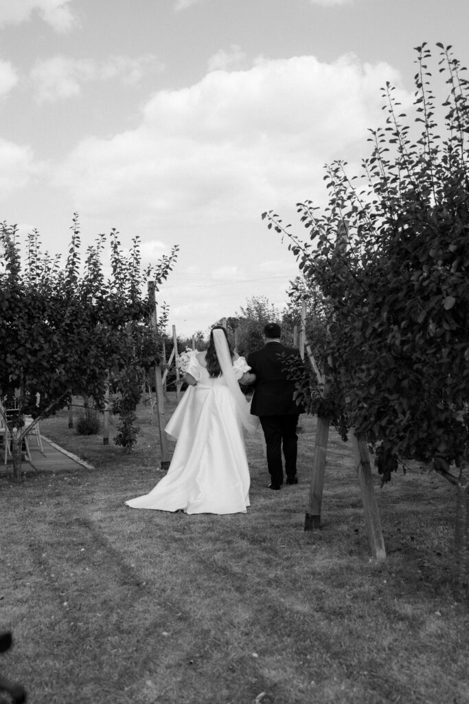 Cider Mill Barns wedding photos by Cotswolds wedding photographer 