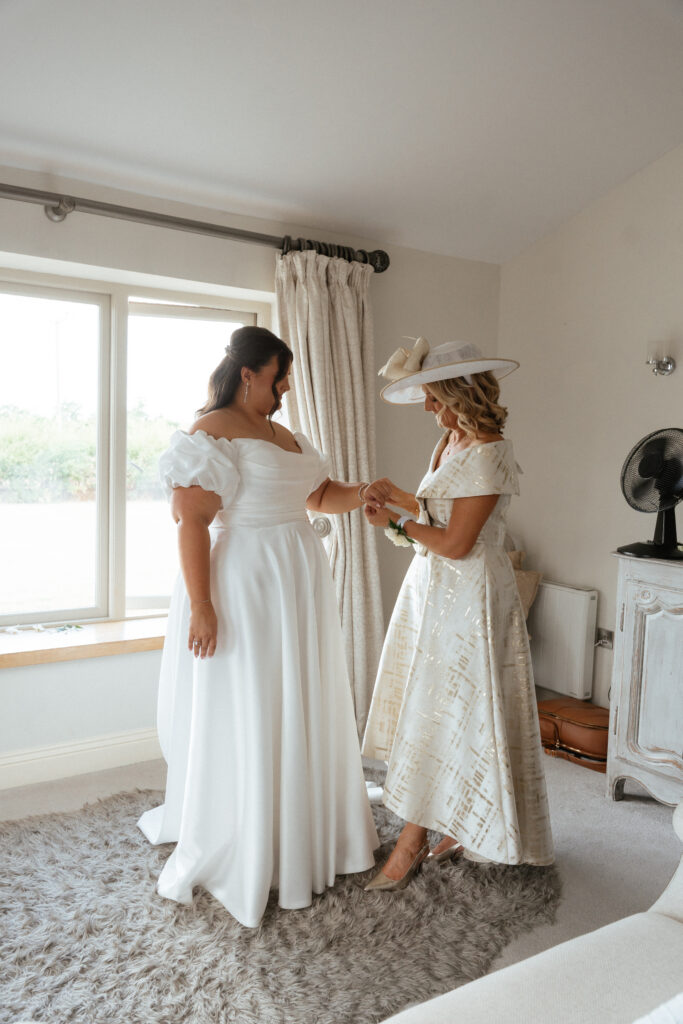 Cider Mill Barns wedding photos by Cotswolds wedding photographer 
